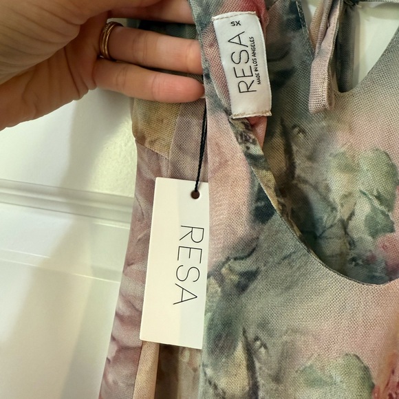 RESA | Goldie Dress in Besos Floral Midi with Pink and Blue Hues SIZE XS | NWT - Picture 5 of 5